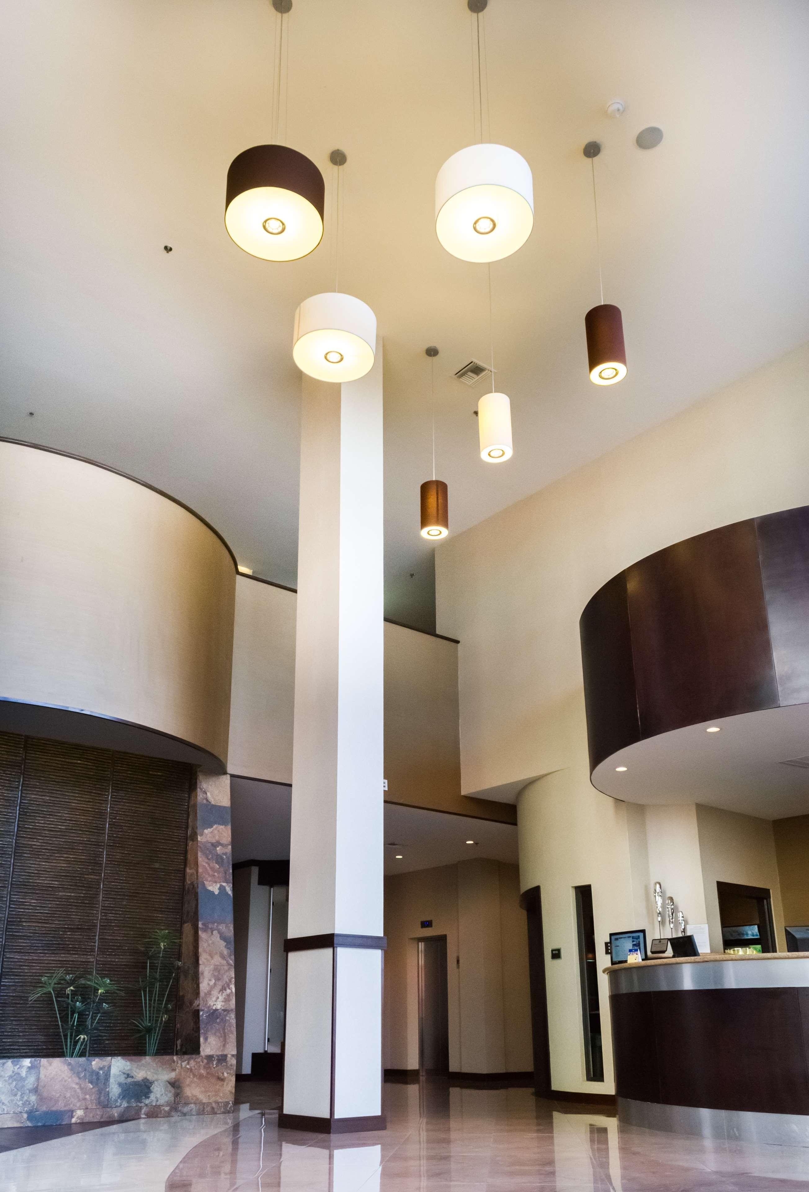 Best Western Premier Monterrey Aeropuerto Apodaca Bagian luar foto Interior of the hotel